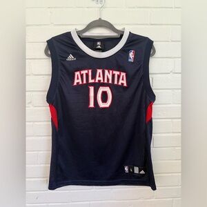 Adidas Atlanta Hawks - Mike Bibby Jersey- Boys Size Large (14-16)